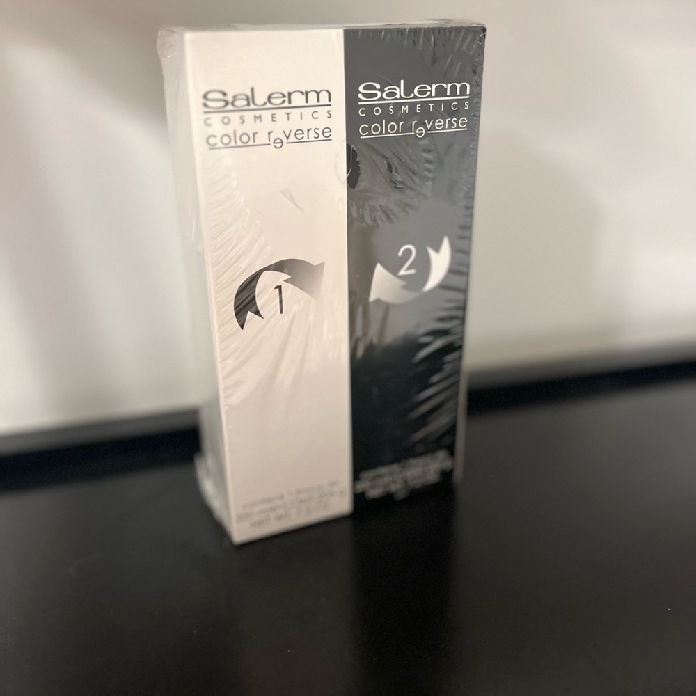 Salerm Color Reversing Set - new in box